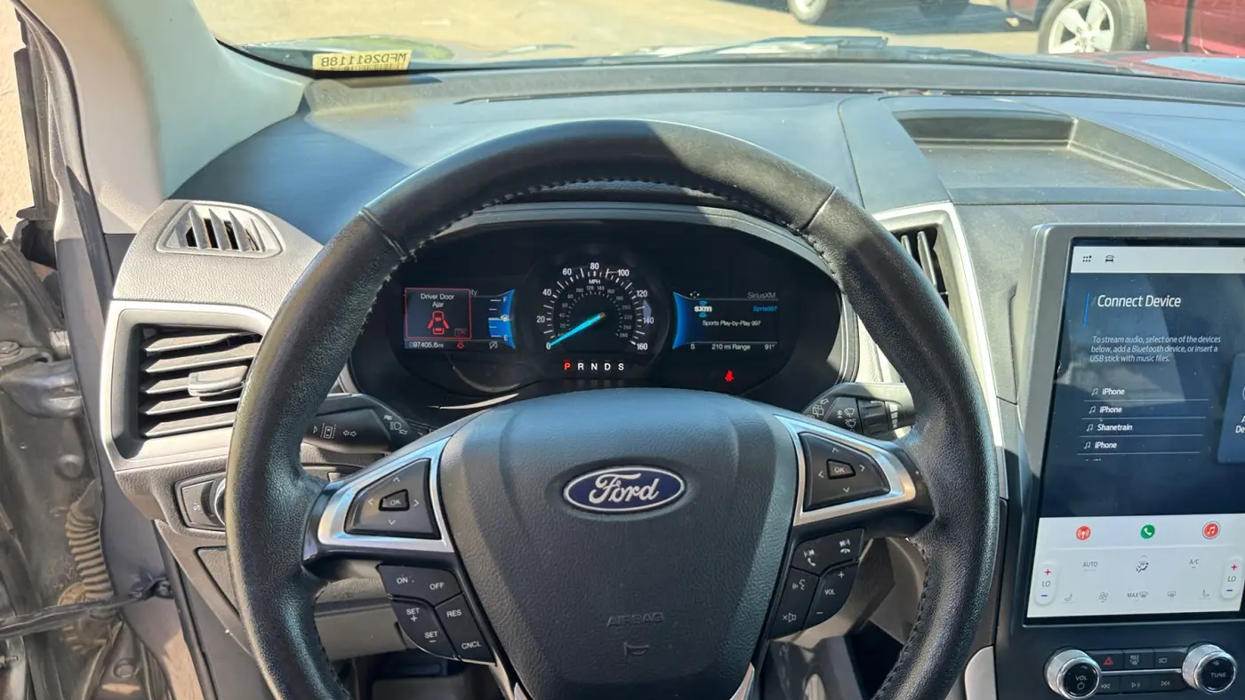 2022 Ford Edge SEL