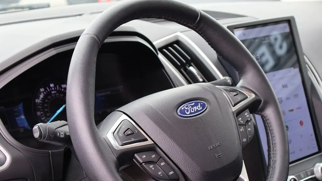 2023 Ford Edge SEL