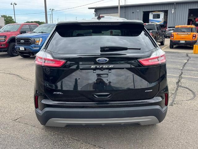 2023 Ford Edge - $27,352