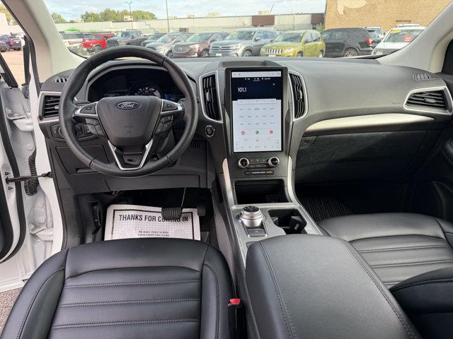 2023 Ford Edge - $24,649