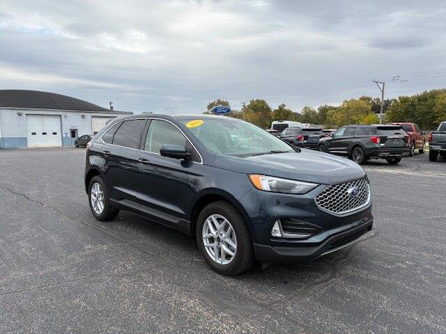 2023 Ford Edge - $28,900