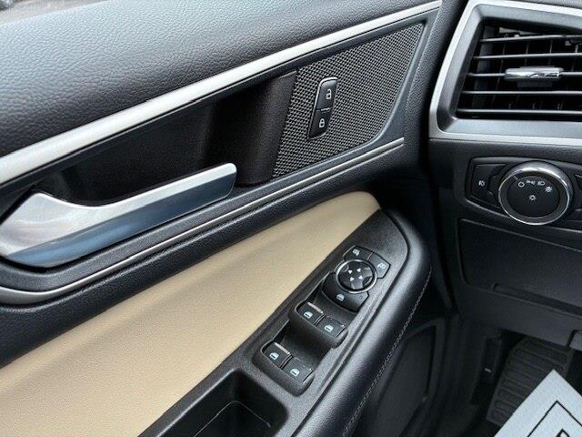 2023 Ford Edge - $28,900