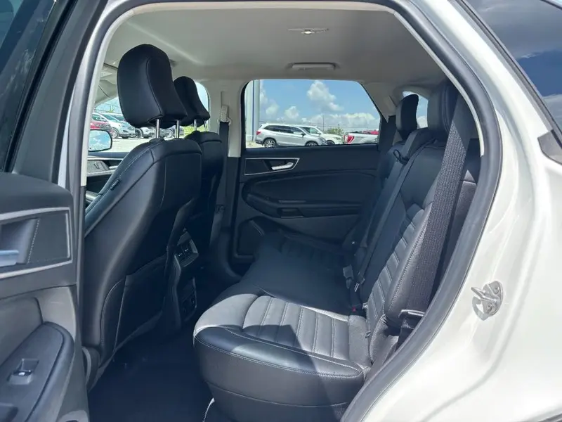 2024 Ford Edge - $28,995