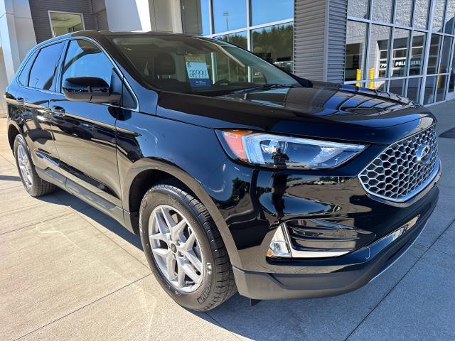 2024 Ford Edge - $28,700