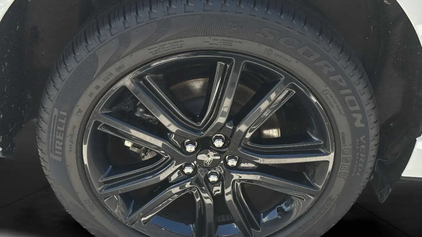2024 Ford Edge ST-Line