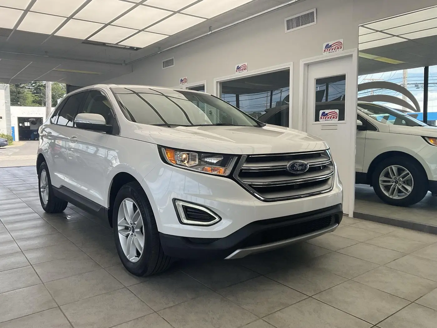 2017 Ford Edge