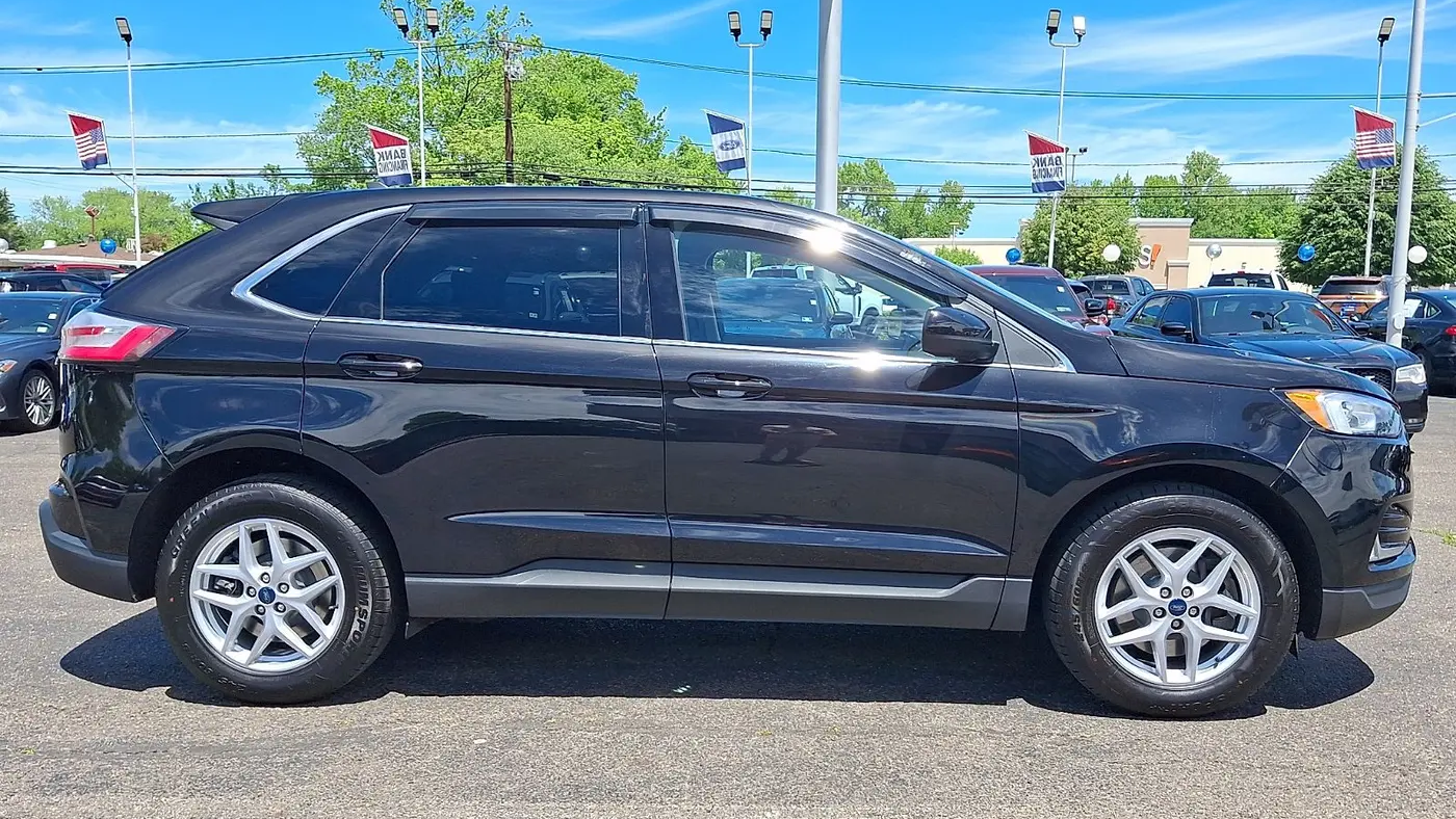 2021 Ford Edge SEL