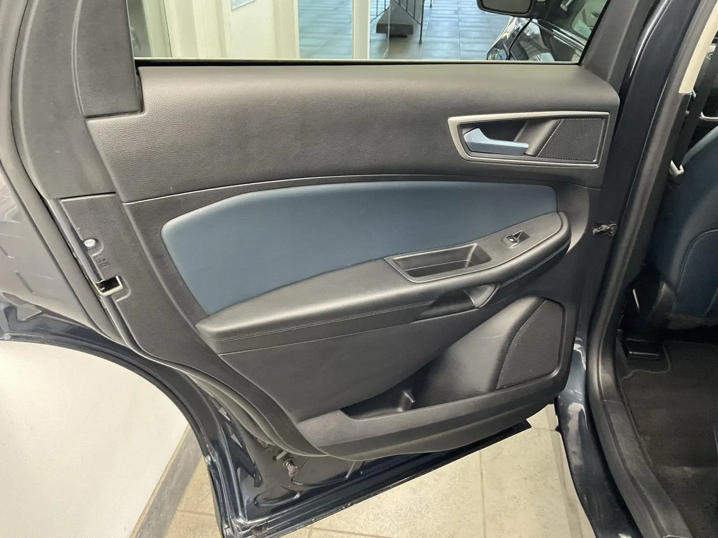2022 Ford Edge - $24,995