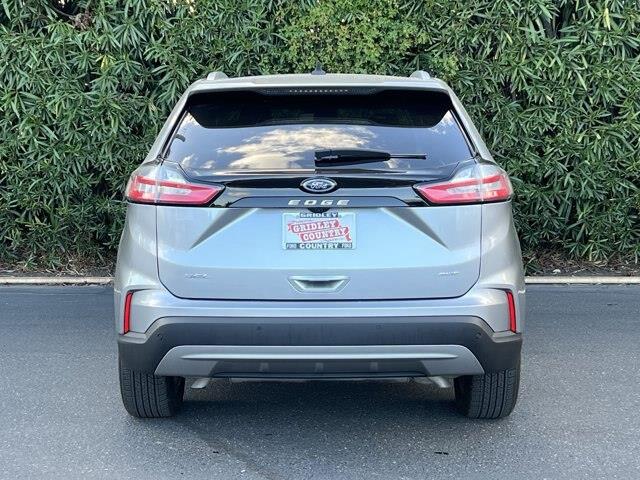 2022 Ford Edge - $23,988