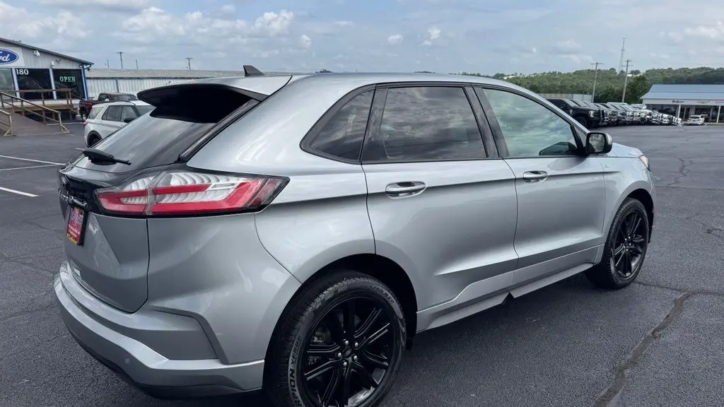 2022 Ford Edge ST-Line