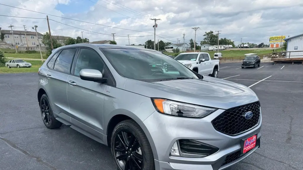 2022 Ford Edge ST-Line