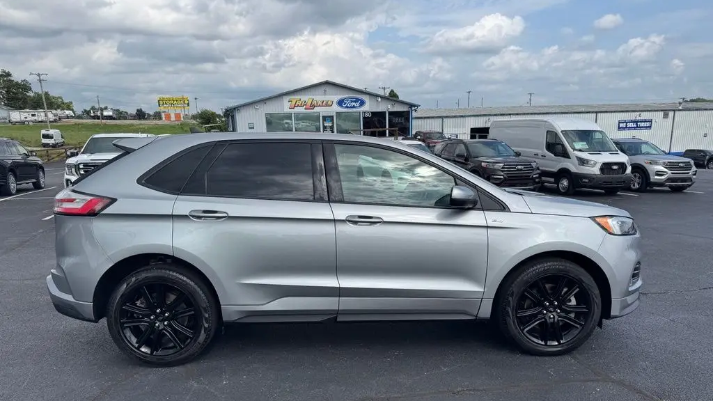 2022 Ford Edge ST-Line