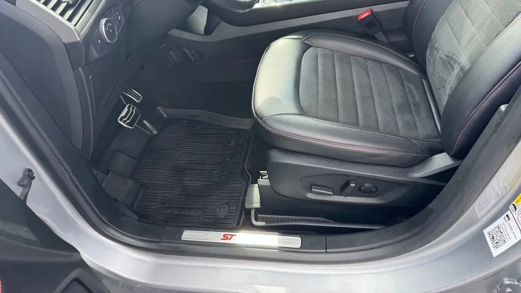 2022 Ford Edge ST-Line