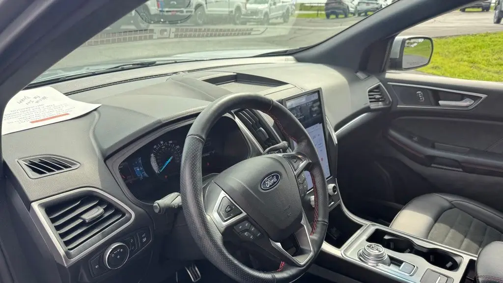 2022 Ford Edge ST-Line