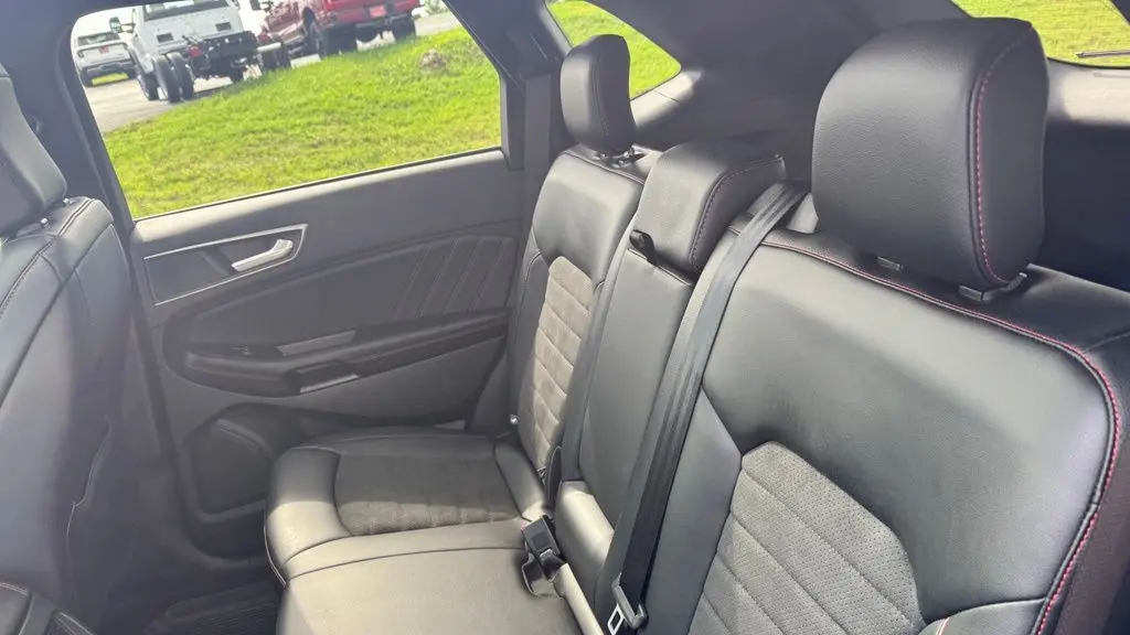 2022 Ford Edge ST-Line
