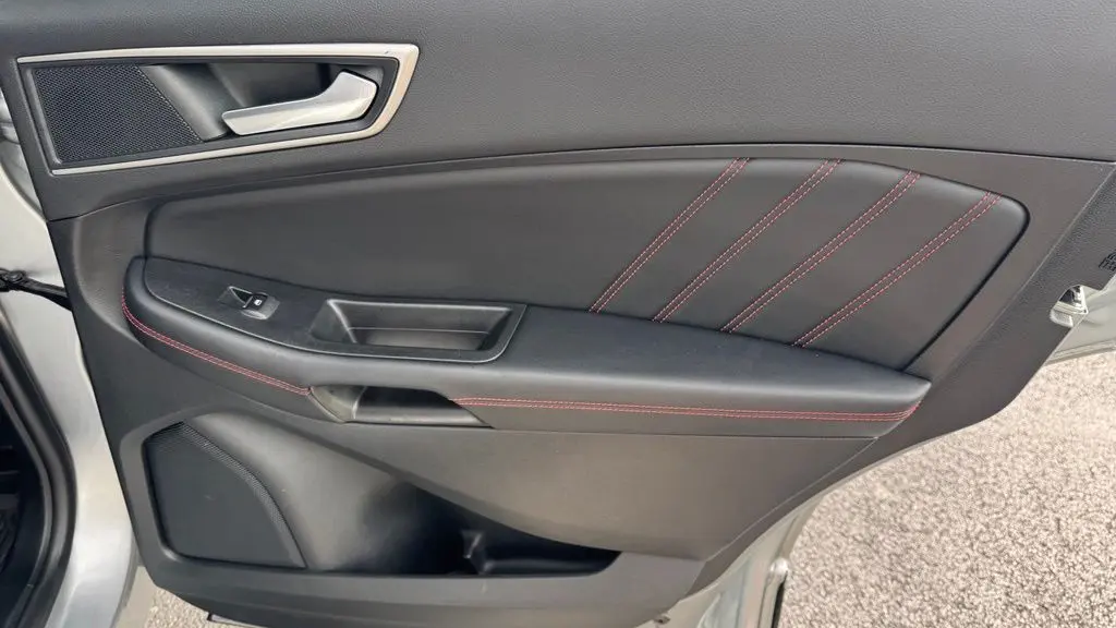 2022 Ford Edge ST-Line