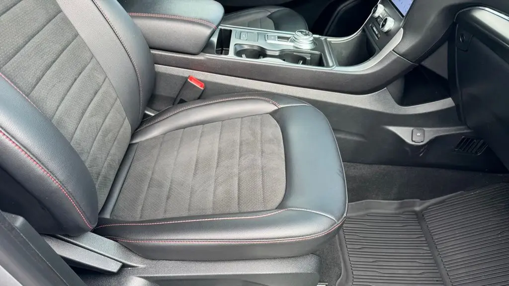 2022 Ford Edge ST-Line
