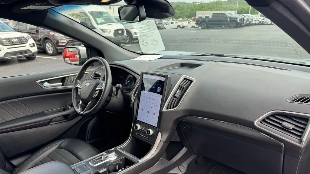 2022 Ford Edge ST-Line