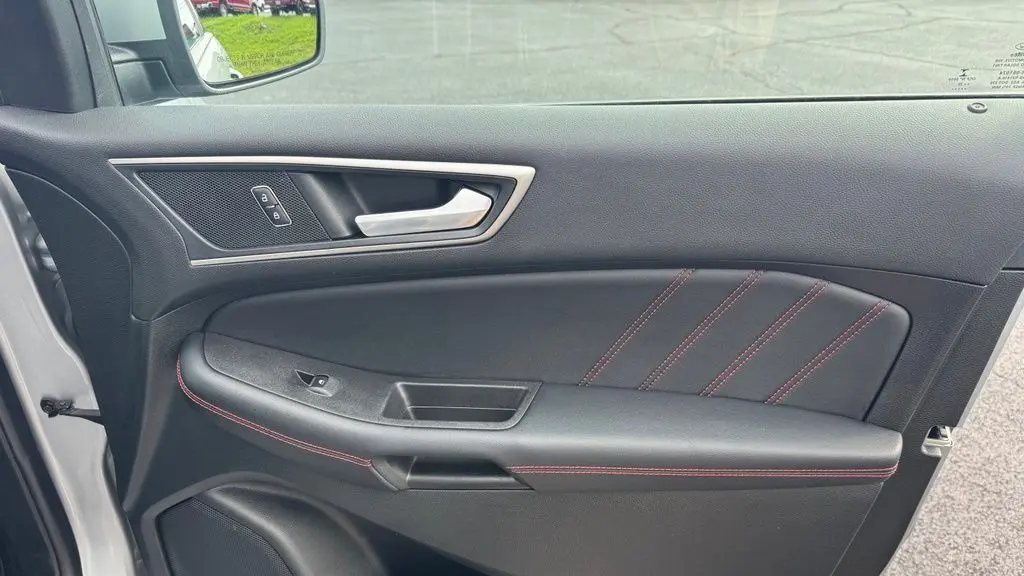 2022 Ford Edge ST-Line