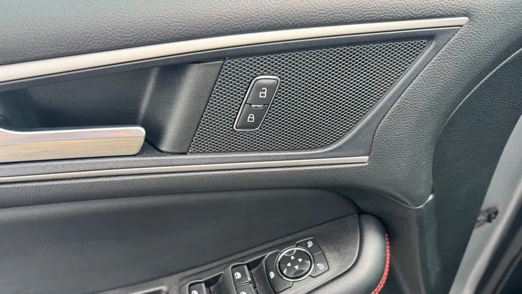 2022 Ford Edge ST-Line