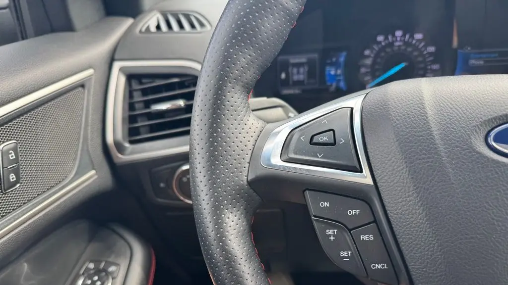 2022 Ford Edge ST-Line