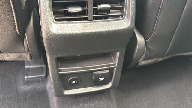 2022 Ford Edge ST-Line