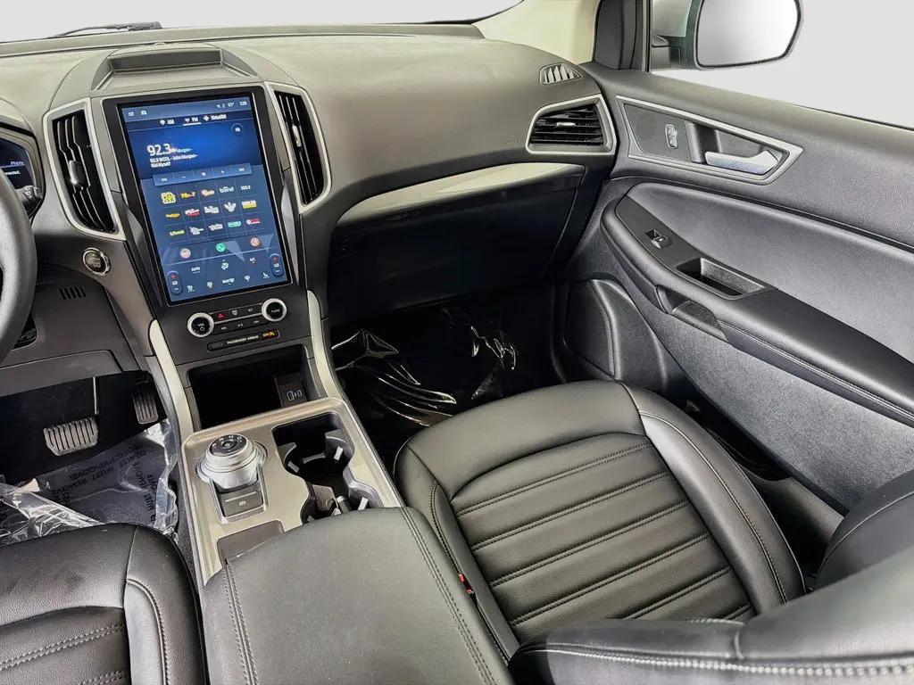 2023 Ford Edge - $21,999