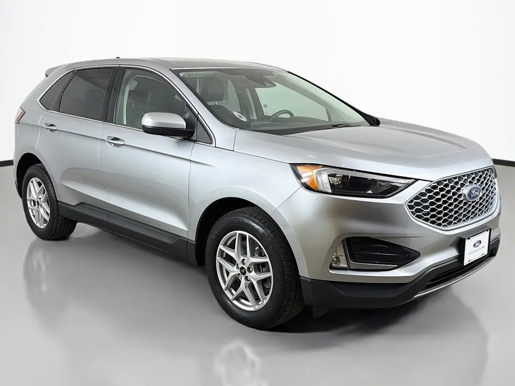 2023 Ford Edge - $21,999
