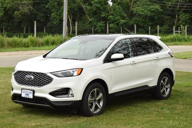 2023 Ford Edge - $29,990