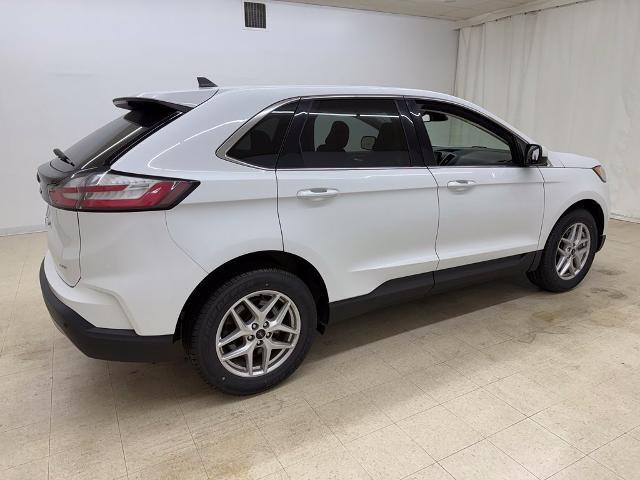 2023 Ford Edge - $19,486