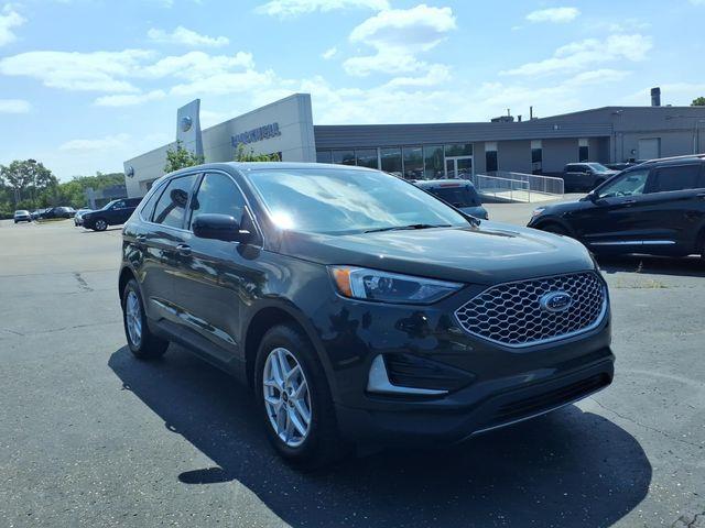 2023 Ford Edge - $24,880