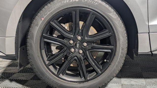 2024 Ford Edge ST-Line