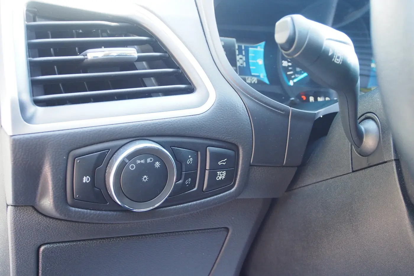 2024 Ford Edge - $27,477
