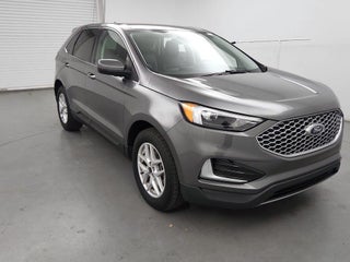 2024 Ford Edge with Carbonized Gray Metallic Exterior