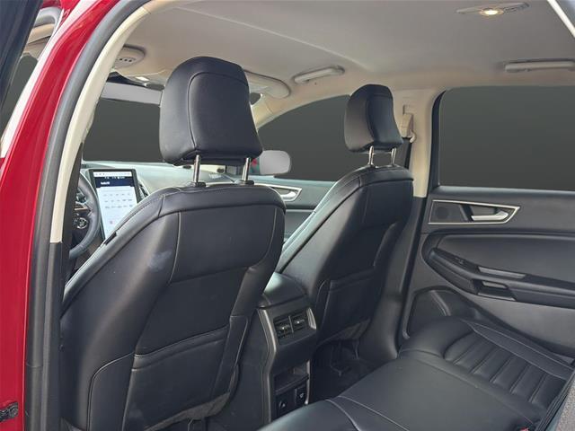 2024 Ford Edge - $28,990