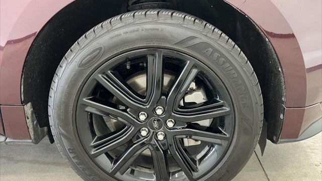2021 Ford Edge ST-Line