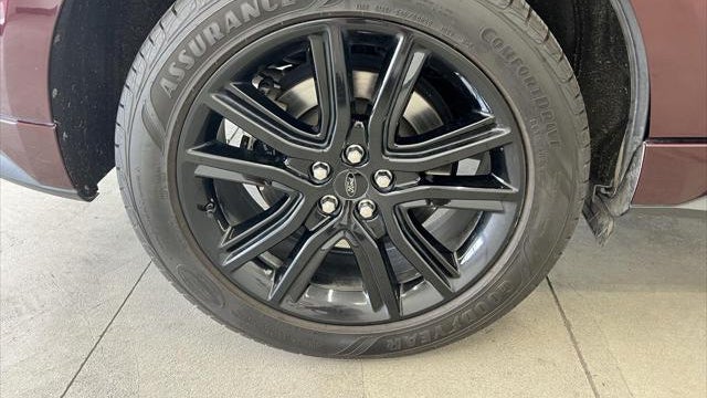 2021 Ford Edge ST-Line