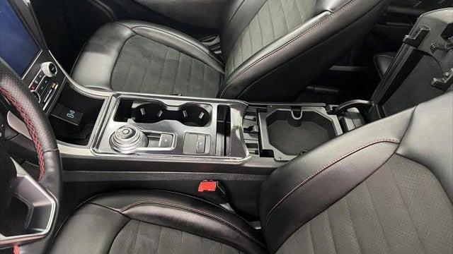 2021 Ford Edge ST-Line