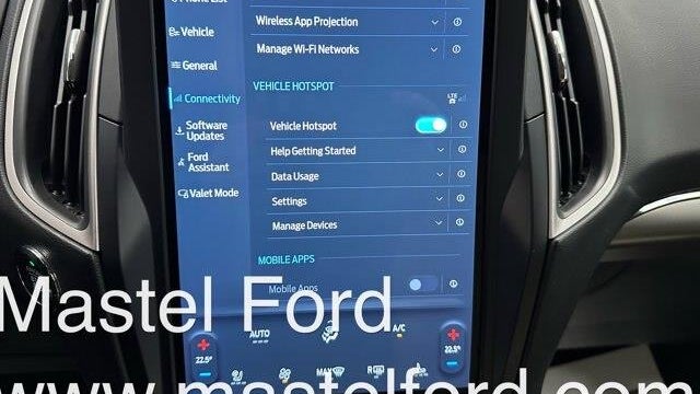 2022 Ford Edge SEL