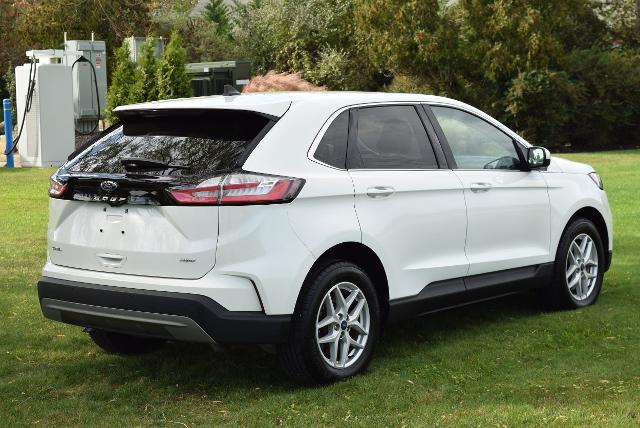 2022 Ford Edge - $27,500