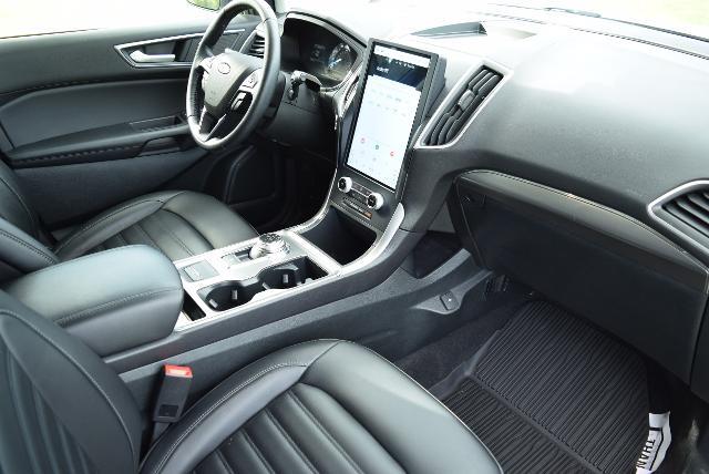 2022 Ford Edge - $27,500