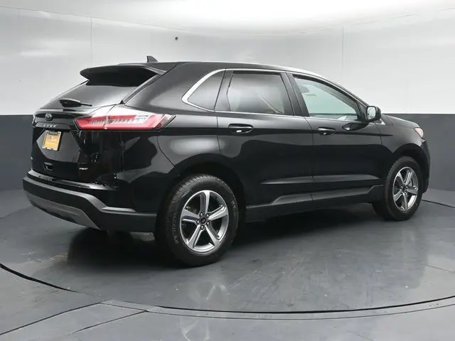 2023 Ford Edge - $26,895