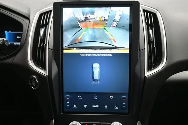 2023 Ford Edge - $26,895