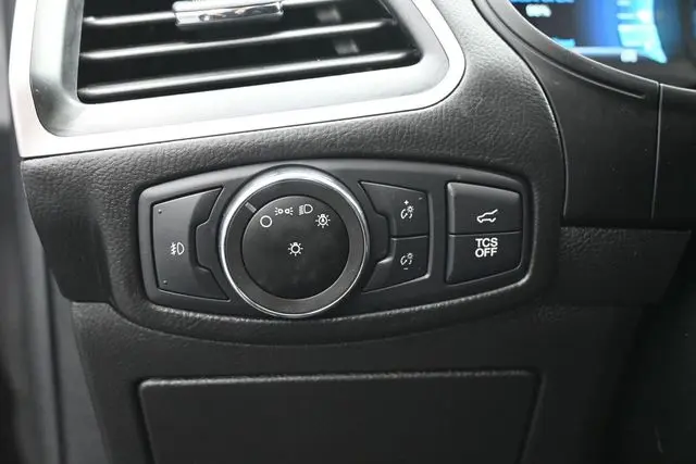 2023 Ford Edge - $26,895