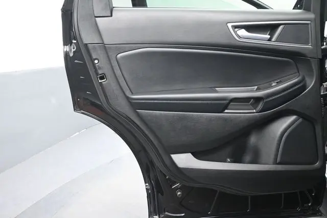 2023 Ford Edge - $26,895