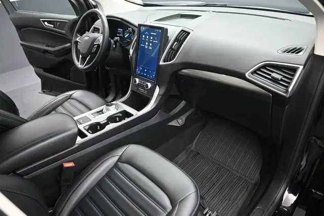 2023 Ford Edge - $26,895