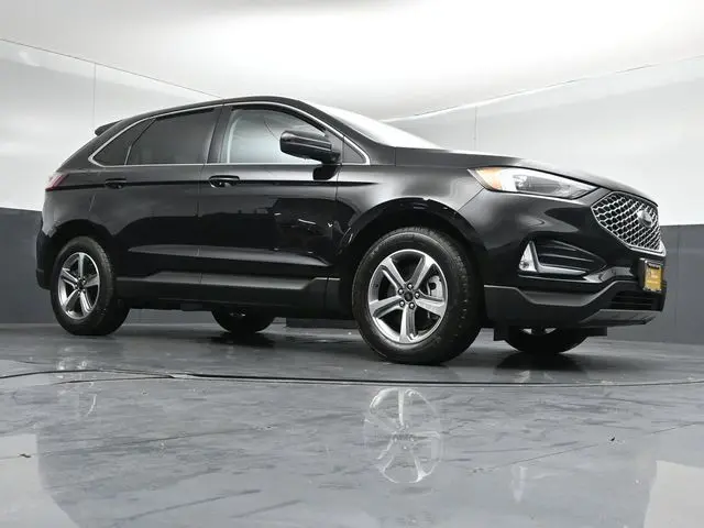 2023 Ford Edge - $26,895