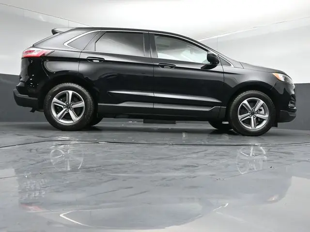 2023 Ford Edge - $26,895