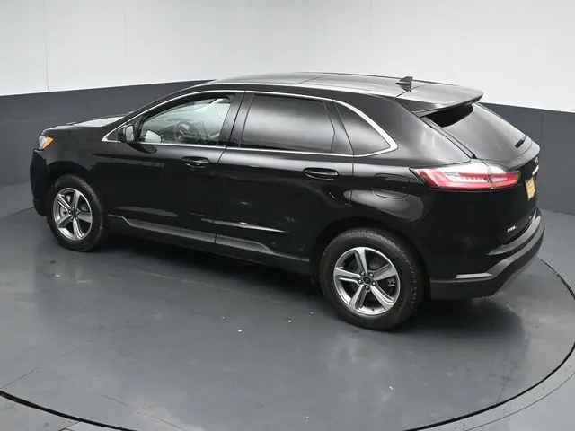2023 Ford Edge - $26,895