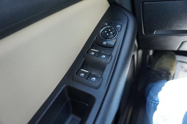 2023 Ford Edge - $27,499